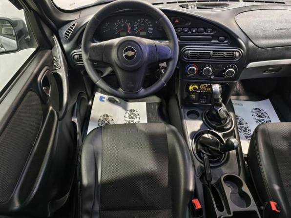 Chevrolet Niva I Рестайлинг с пробегом 2015 года, цена 653 300 рублей, 104228 км, внедорожник, Автокод Объявления