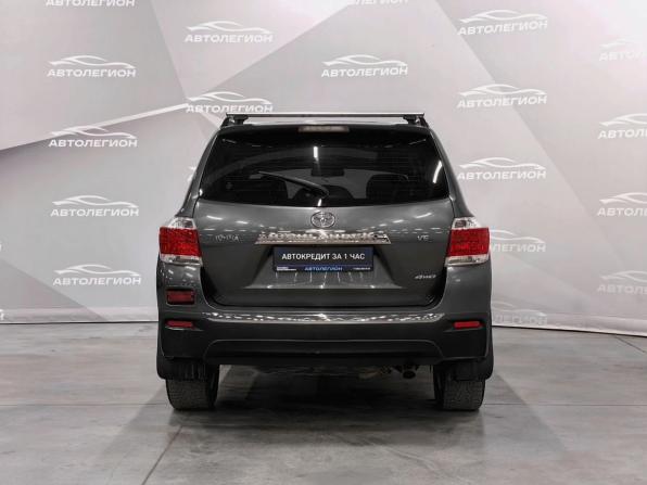 Toyota Highlander II (XU40) Рестайлинг с пробегом 2011 года, цена 2 125 000 рублей, 319030 км, внедорожник, Автокод Объявления