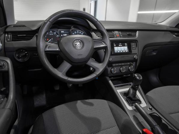 Skoda Octavia III (A7) с пробегом 2014 года, цена 960 000 рублей, 230000 км, лифтбек, Автокод Объявления