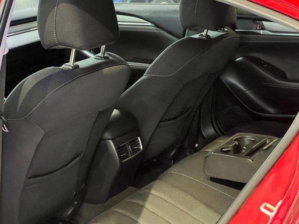 Mazda 6 III (GJ) Рестайлинг 2 с пробегом 2018 года, цена 2 150 000 рублей, 117400 км, седан, Автокод Объявления
