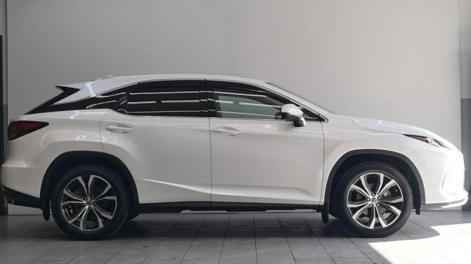 Lexus RX IV Рестайлинг с пробегом 2019 года, цена 5 250 000 рублей, 45743 км, внедорожник, Автокод Объявления