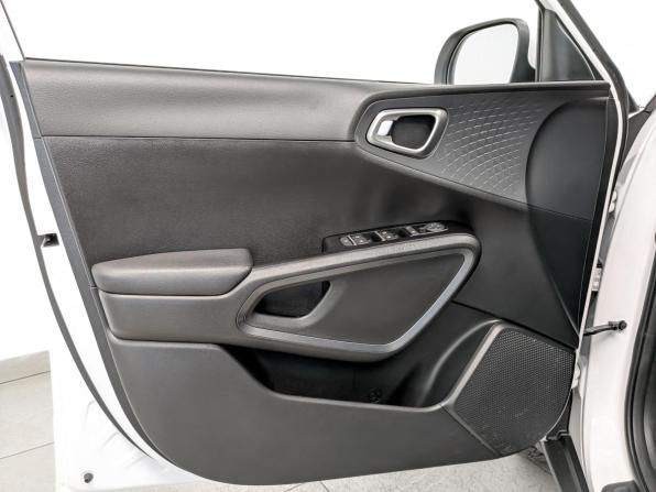Kia Soul III с пробегом 2022 года, цена 2 400 000 рублей, 44402 км, хэтчбек, Автокод Объявления