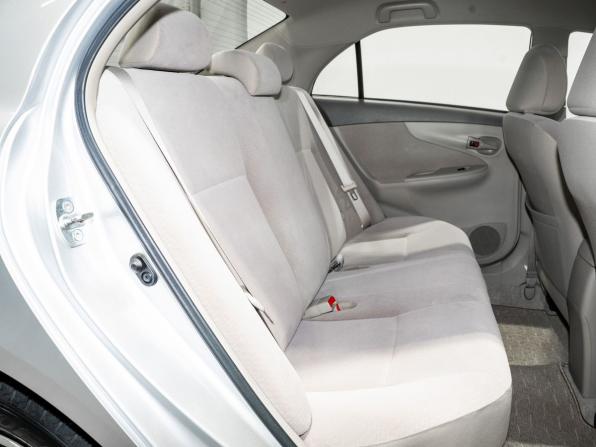 Toyota Corolla X (E140 E150) Рестайлинг с пробегом 2012 года, цена 1 300 000 рублей, 37000 км, седан, Автокод Объявления