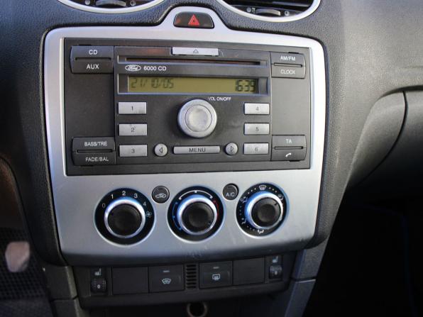 Ford Focus II с пробегом 2005 года, цена 299 000 рублей, 169141 км, седан, Автокод Объявления