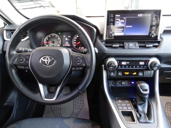 Toyota RAV4 V (XA50) с пробегом 2020 года, цена 2 889 000 рублей, 93436 км, внедорожник, Автокод Объявления