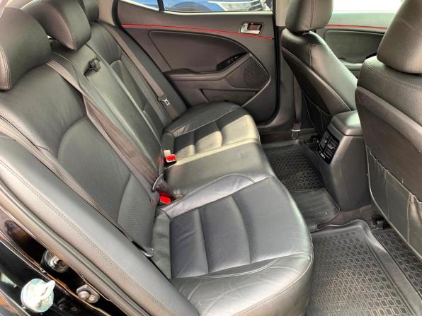Kia Optima III Рестайлинг с пробегом 2015 года, цена 1 159 600 рублей, 307086 км, седан, Автокод Объявления