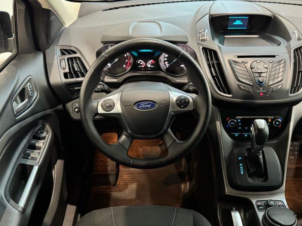 Ford Kuga II с пробегом 2016 года, цена 1 470 000 рублей, 71600 км, внедорожник, Автокод Объявления