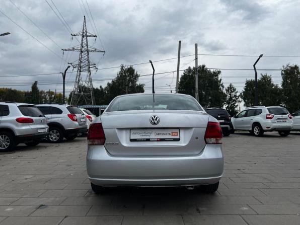 Volkswagen Polo V с пробегом 2015 года, цена 861 000 рублей, 174045 км, седан, Автокод Объявления