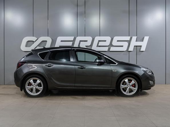 Opel Astra J с пробегом 2010 года, цена 759 000 рублей, 169193 км, хэтчбек, Автокод Объявления