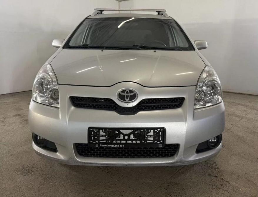 Toyota Corolla Verso I Рестайлинг 2 Челябинск  - изображение 2