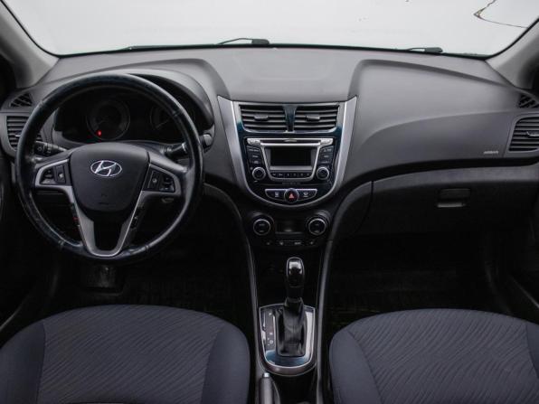 Hyundai Solaris I Рестайлинг с пробегом 2016 года, цена 1 000 000 рублей, 207919 км, седан, Автокод Объявления