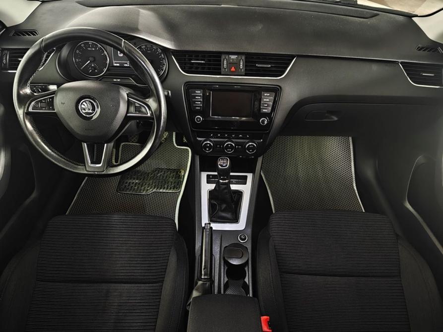 Skoda Octavia III (A7) Москва  - изображение 9