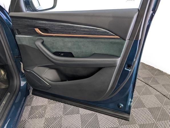 Geely Xingyue I Рестайлинг (S) с пробегом 2023 года, цена 3 070 000 рублей, 46531 км, внедорожник, Автокод Объявления