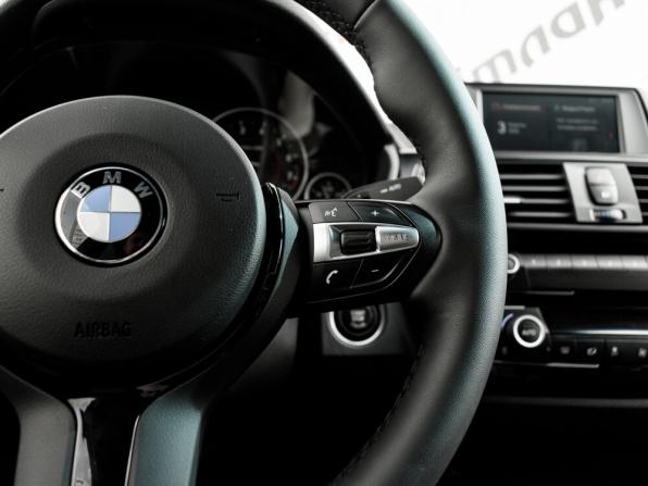 BMW 3 серии VI (F3x) Рестайлинг с пробегом 2018 года, цена 2 680 000 рублей, 158085 км, седан, Автокод Объявления