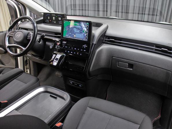 Hyundai Staria I с пробегом 2021 года, цена 3 998 000 рублей, 83186 км, минивэн, Автокод Объявления