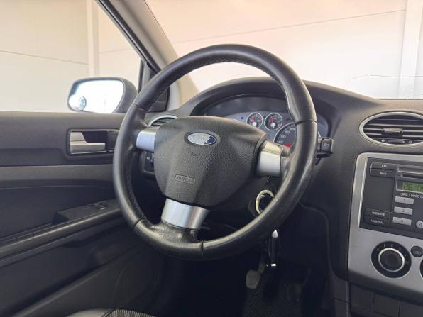 Ford Focus II с пробегом 2006 года, цена 299 000 рублей, 223400 км, седан, Автокод Объявления