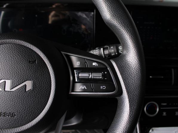 Kia Seltos I Рестайлинг с пробегом 2024 года, цена 2 390 000 рублей, 5843 км, внедорожник, Автокод Объявления