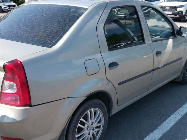 Renault Logan I Рестайлинг с пробегом 2012 года, цена 300 000 рублей, 386000 км, седан, Автокод Объявления