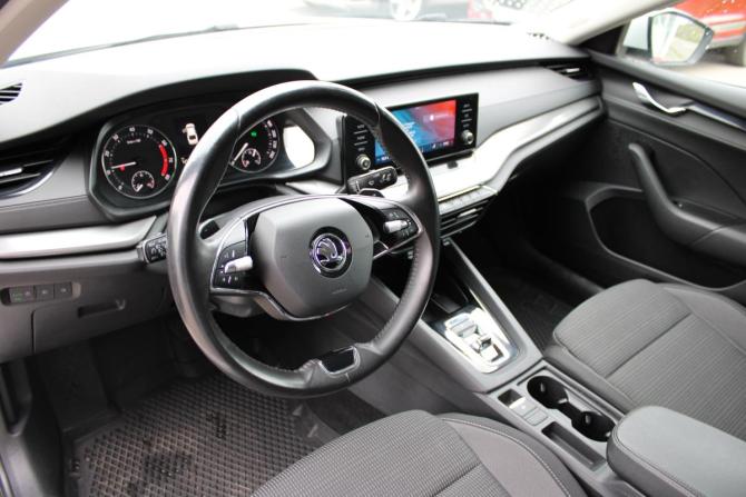 Skoda Octavia IV (A8) с пробегом 2021 года, цена 1 895 000 рублей, 127400 км, лифтбек, Автокод Объявления