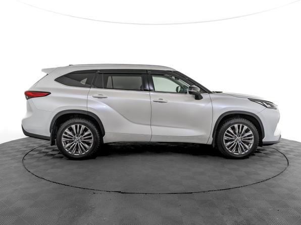 Toyota Highlander IV (XU70) с пробегом 2024 года, цена 5 800 000 рублей, 34400 км, внедорожник, Автокод Объявления