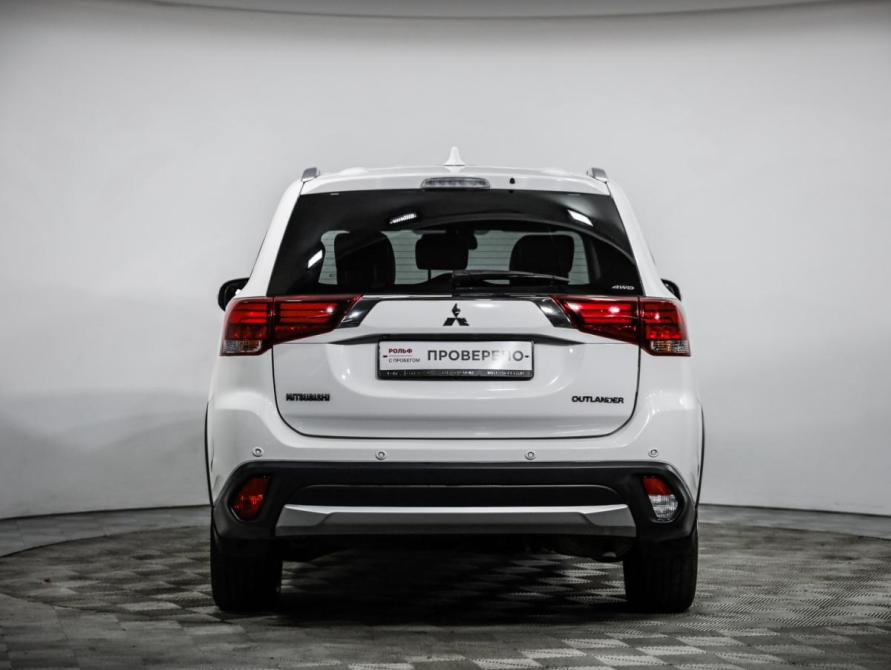 Mitsubishi Outlander III Рестайлинг 3 Санкт-Петербург  - изображение 7
