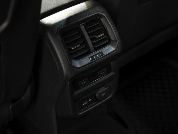 Volkswagen Tiguan II с пробегом 2019 года, цена 2 299 000 рублей, 92149 км, внедорожник, Автокод Объявления