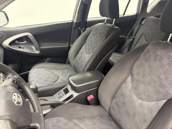 Toyota RAV4 III (XA30) Рестайлинг с пробегом 2011 года, цена 1 519 900 рублей, 223000 км, внедорожник, Автокод Объявления