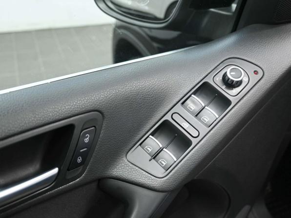 Volkswagen Tiguan I Рестайлинг с пробегом 2011 года, цена 1 489 900 рублей, 64329 км, внедорожник, Автокод Объявления