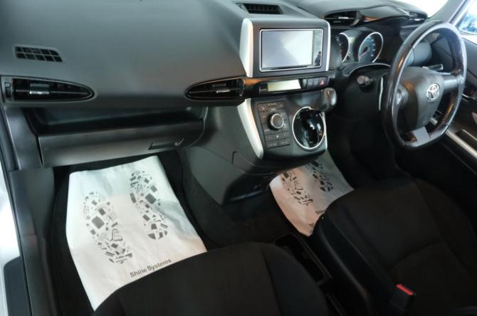Toyota Wish II с пробегом 2009 года, цена 1 359 000 рублей, 152000 км, минивэн, Автокод Объявления