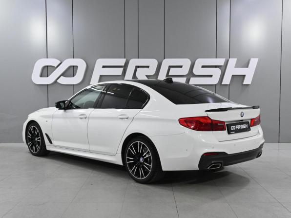 BMW 5 серии VII (G30/G31/G38) с пробегом 2018 года, цена 3 499 000 рублей, 98005 км, седан, Автокод Объявления