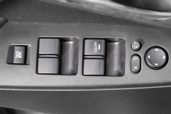 Mazda 3 II (BL) Рестайлинг с пробегом 2013 года, цена 959 000 рублей, 215000 км, седан, Автокод Объявления