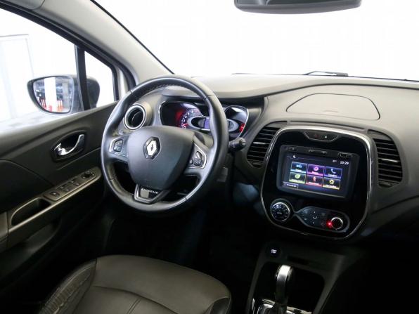 Renault Kaptur I с пробегом 2017 года, цена 1 200 000 рублей, 127000 км, внедорожник, Автокод Объявления