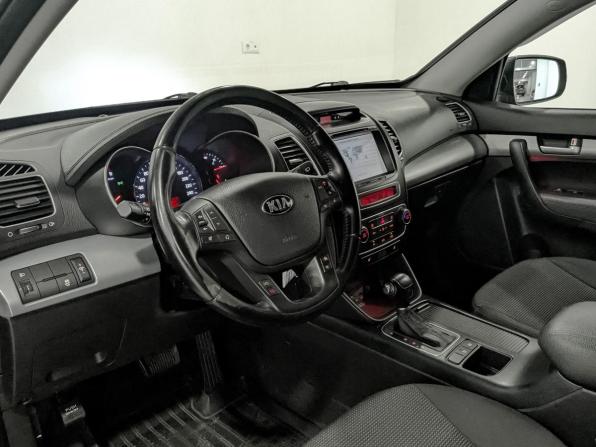 Kia Sorento II Рестайлинг с пробегом 2014 года, цена 1 580 000 рублей, 160554 км, внедорожник, Автокод Объявления