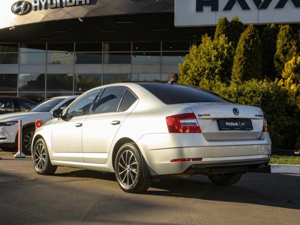 Skoda Octavia III (A7) с пробегом 2017 года, цена 1 548 000 рублей, 180476 км, лифтбек, Автокод Объявления