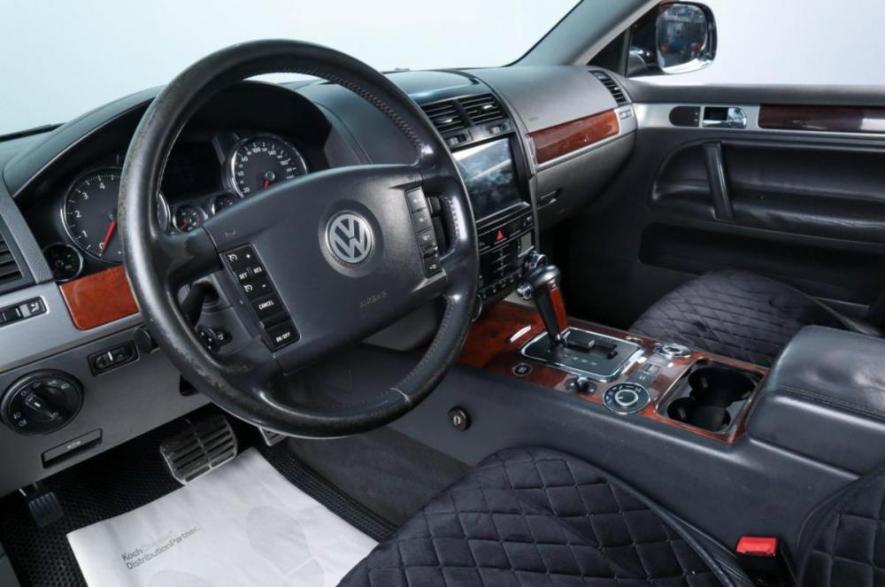 Volkswagen Touareg I Рестайлинг Челябинск  - изображение 8