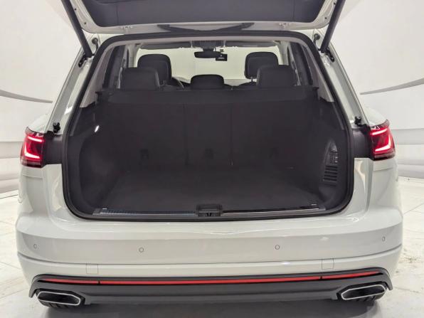 Новый Volkswagen Touareg III Рестайлинг 2024 года, цена 11 100 000 рублей, внедорожник, Автокод Объявления
