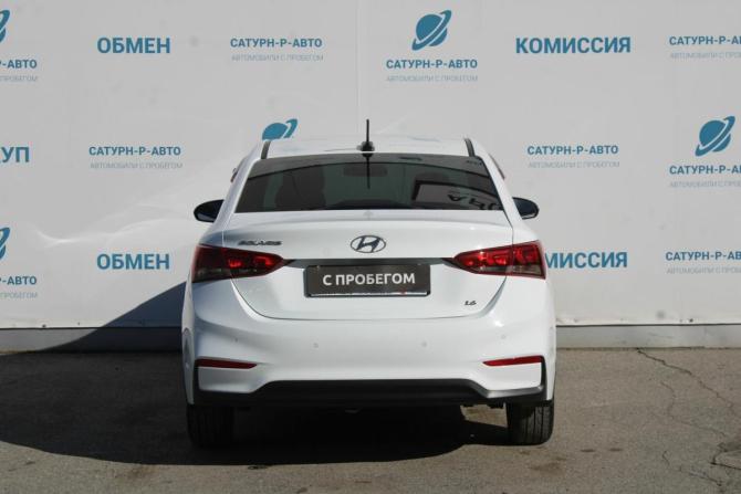 Hyundai Solaris II с пробегом 2017 года, цена 1 122 000 рублей, 103000 км, седан, Автокод Объявления