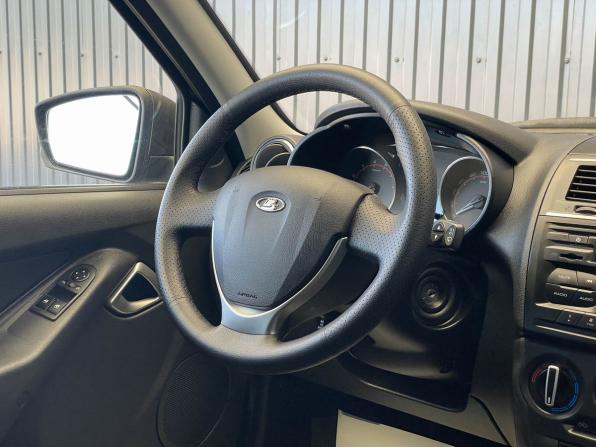 Lada (ВАЗ) Granta I Рестайлинг с пробегом 2022 года, цена 797 000 рублей, 88607 км, седан, Автокод Объявления