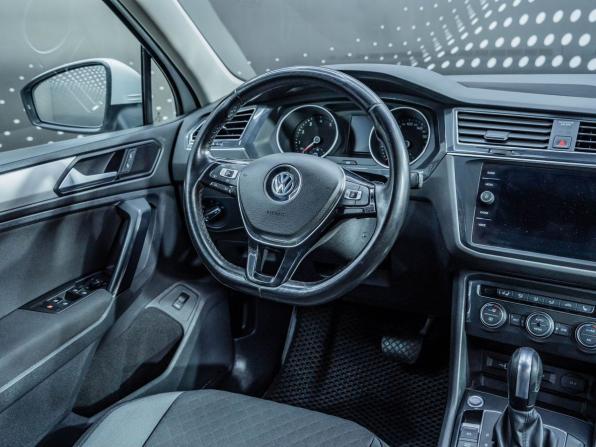 Volkswagen Tiguan II с пробегом 2020 года, цена 2 354 000 рублей, 115019 км, внедорожник, Автокод Объявления