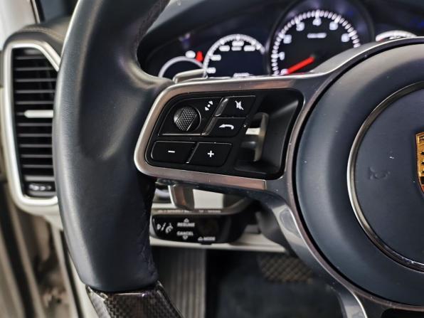 Porsche Cayenne III с пробегом 2021 года, цена 8 625 000 рублей, 94412 км, внедорожник, Автокод Объявления