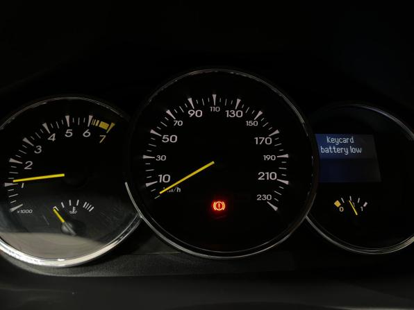Renault Fluence I с пробегом 2011 года, цена 615 000 рублей, 230000 км, седан, Автокод Объявления
