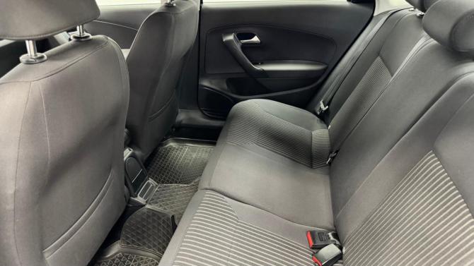 Volkswagen Polo V с пробегом 2014 года, цена 710 000 рублей, 180101 км, седан, Автокод Объявления