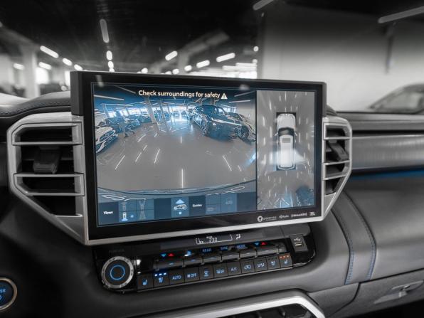 Toyota Sequoia III с пробегом 2024 года, цена 12 000 000 рублей, 34425 км, внедорожник, Автокод Объявления