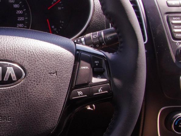 Kia Sorento II Рестайлинг с пробегом 2012 года, цена 1 685 000 рублей, 242000 км, внедорожник, Автокод Объявления