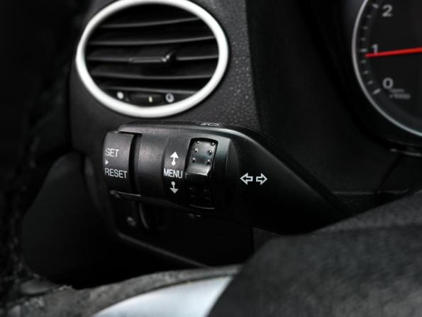 Ford Focus II с пробегом 2007 года, цена 445 000 рублей, 167175 км, хэтчбек, Автокод Объявления