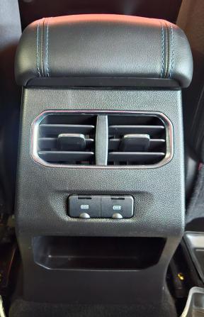 Haval Jolion I с пробегом 2022 года, цена 1 600 000 рублей, 48553 км, внедорожник, Автокод Объявления