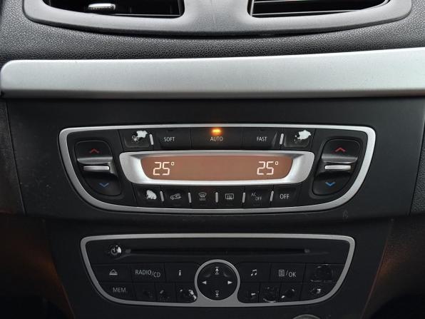 Renault Fluence I с пробегом 2011 года, цена 650 000 рублей, 244388 км, седан, Автокод Объявления