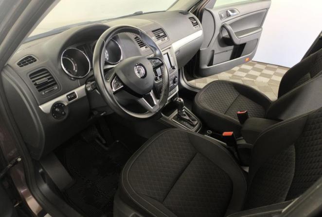 Skoda Yeti I Рестайлинг с пробегом 2016 года, цена 1 270 000 рублей, 170475 км, внедорожник, Автокод Объявления