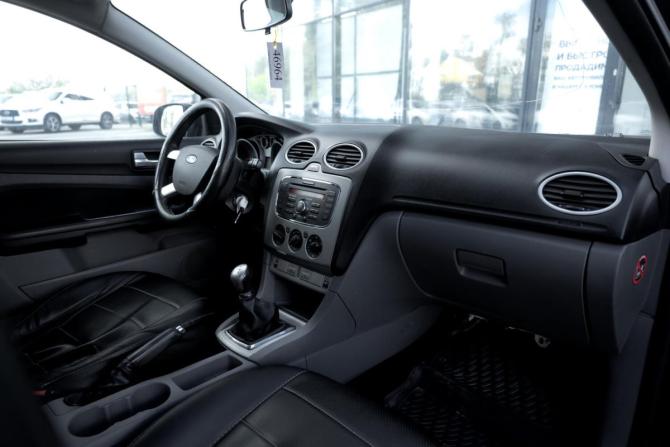 Ford Focus II Рестайлинг с пробегом 2010 года, цена 499 000 рублей, 269000 км, седан, Автокод Объявления