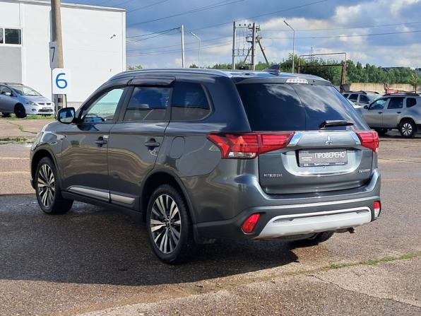 Mitsubishi Outlander III Рестайлинг 3 с пробегом 2018 года, цена 1 615 000 рублей, 163300 км, внедорожник, Автокод Объявления